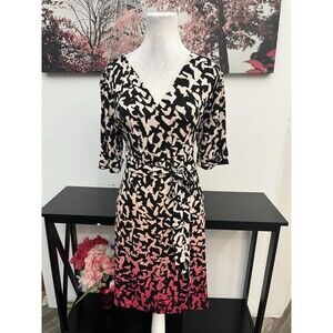 APT.9 Women’s Wrap Dress Size L V Neck Tie Waist 3/4 Sleeve Geometric Pullover